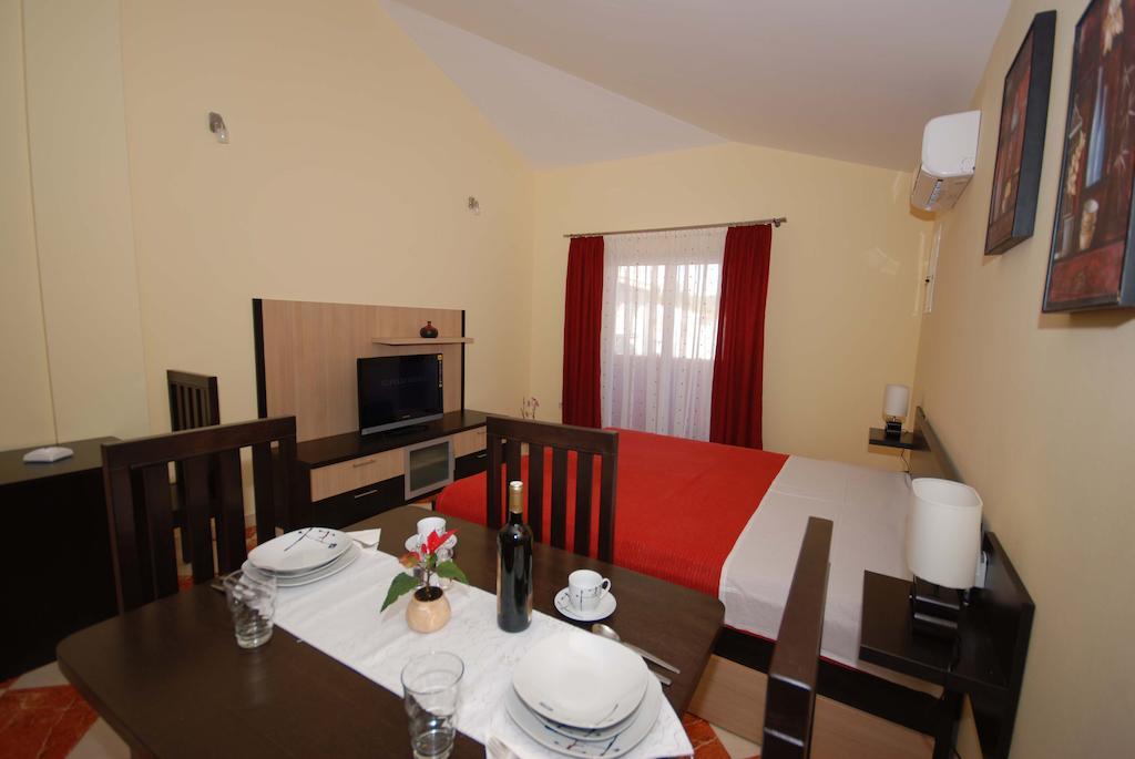 Apartments Stepic Trogir Habitación foto